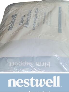 NEW Nestwell Down Alternative Firm Support Standard/Queen Size Pillow.